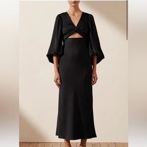 LUXE TWIST FRONT BALLOON SLEEVE MIDI DRESS - ONYX
